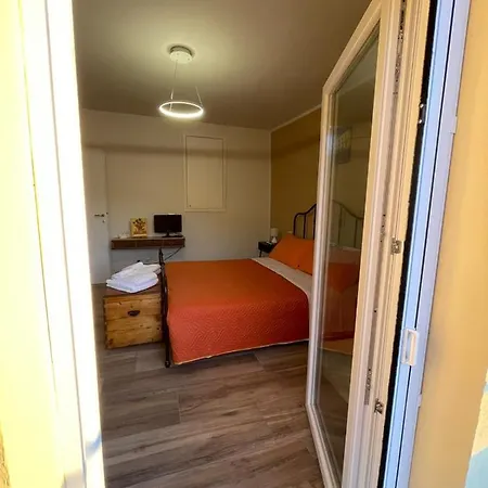 Hébergement de vacances Sassaia11 *